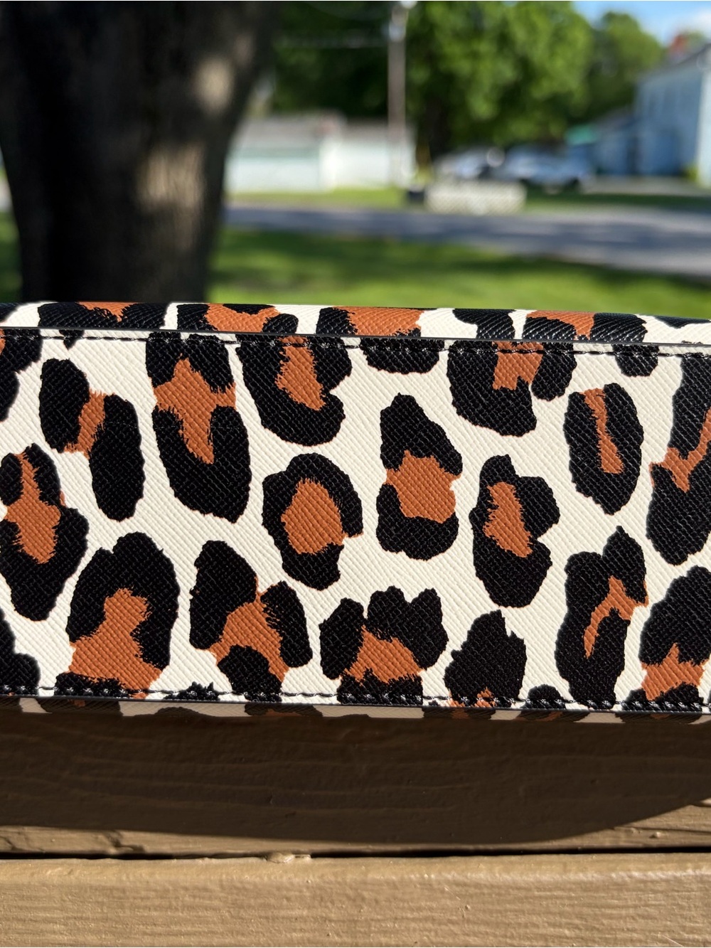 kate spade Leopard-Print Shoulder Bag with Gold Chain - Picture 5 of 8